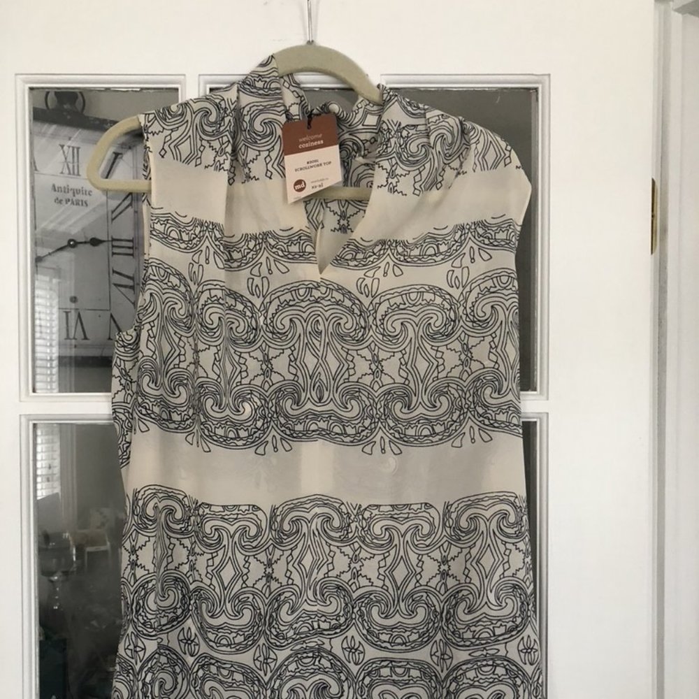 cabi Scrollwork Top M